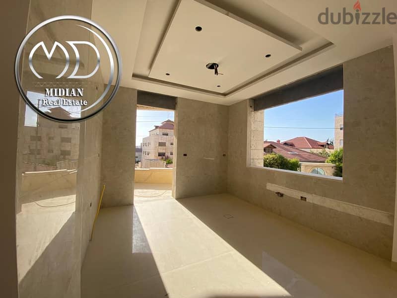 شقة دوبلكس طابق اخير مع روف للبيع ام اذينة مساحة 210م تشطيبات ديكورات 0
