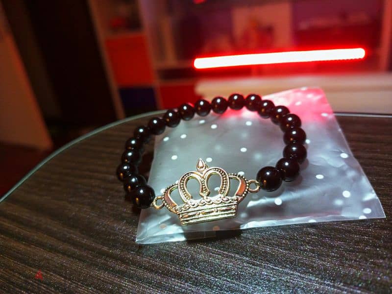 اسوارة فاخرة مع التاج الملكي bracelet With royal crown 0