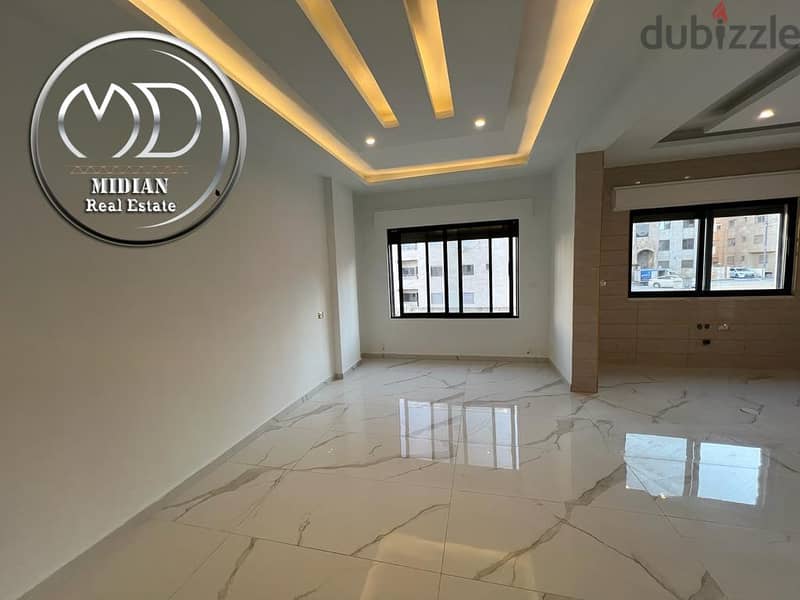 شقة دوبلكس جديدة  للبيع تلاع العلي طابق اخير مع روف مساحة 220م 3