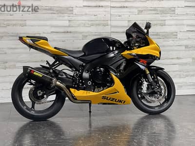 2017 suzuki gsx R750 (+971561943867)