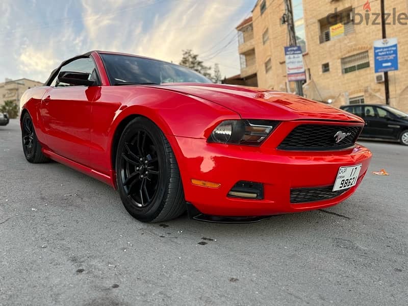 Ford Mustang 2010 1