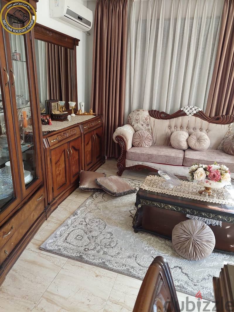 شقة مميزة للبيع في الكرسي طابق ثالث 150م مع روف 60م بسعر مغري 6