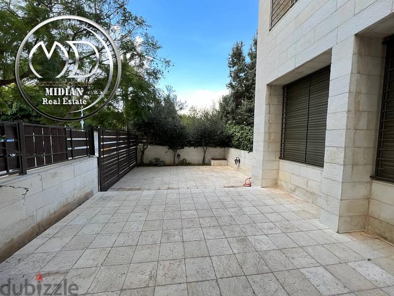 شقة ارضية فارغة للايجار جبل عمان مساحة 240م مع ترس و حديقة 50م تشطيبات 10