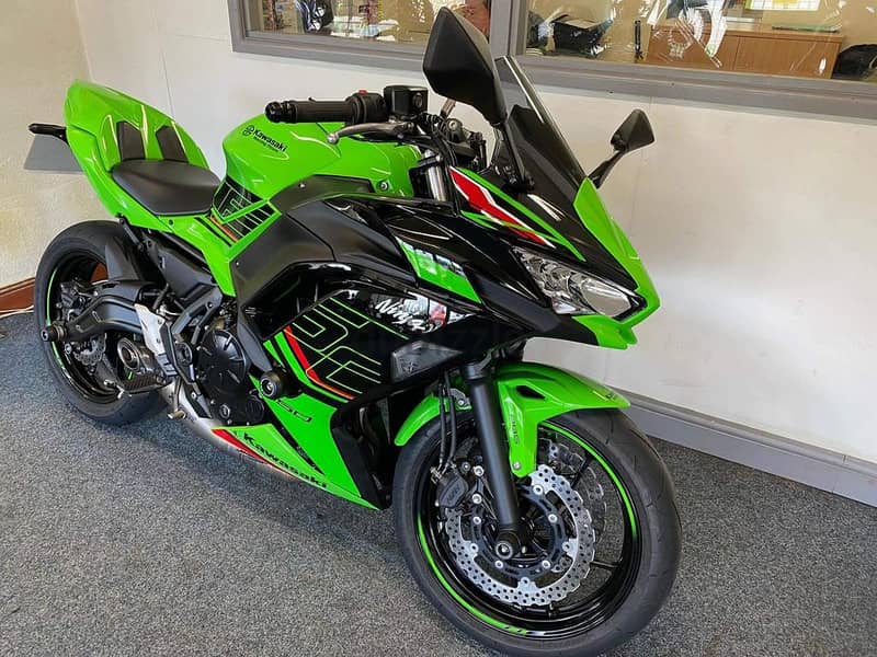 2023 Kawasaki Ninja 650 Whatsapp for info +971521974732 1