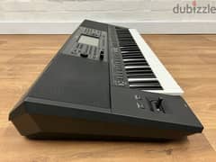 Yamaha PSR-SX900 Digital Workstation 61-Key Organ Initial Touch Digita