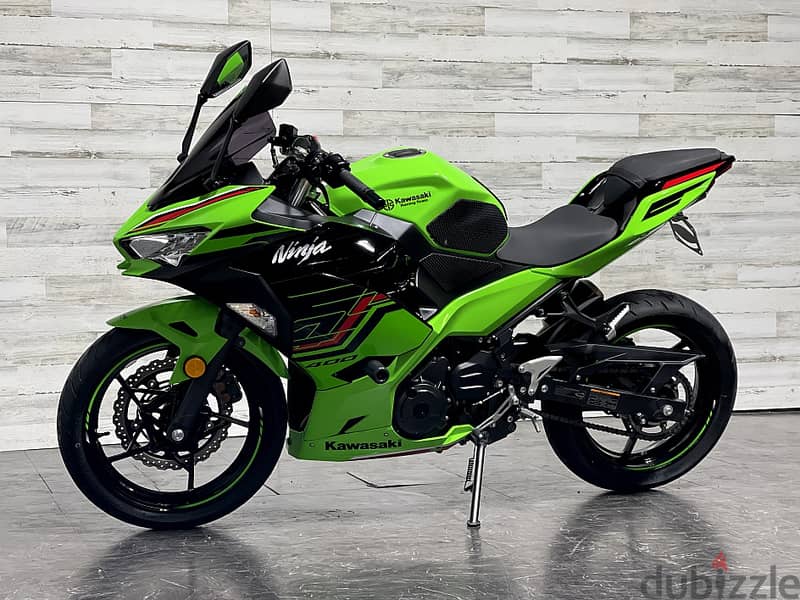 2023 Kawasaki ninja 400 1