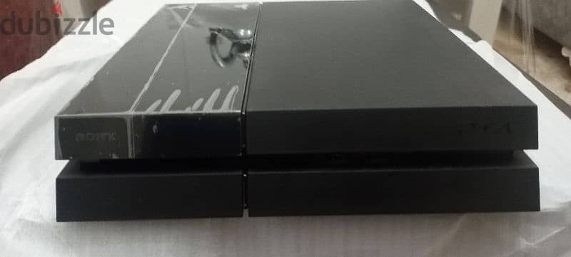 PlayStation 4 fat 500GB  جدييد غير مستعمل 3