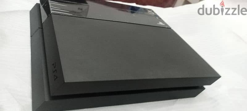 PlayStation 4 fat 500GB  جدييد غير مستعمل 4