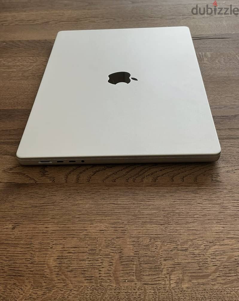 Apple MacBook Pro 16" (512GB SSD, M1 Pro, 16GB) Laptop - Silver 6