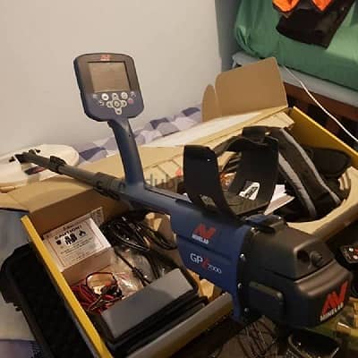 Minelabs GPZ 7000 Gold Nugget Metal Detector 1