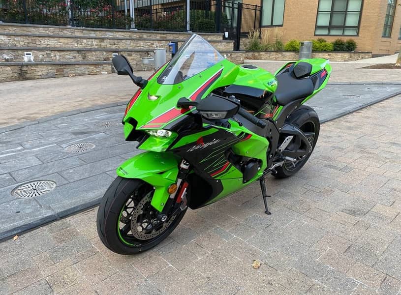 2024 Kawasaki ninja ZX-10R 1