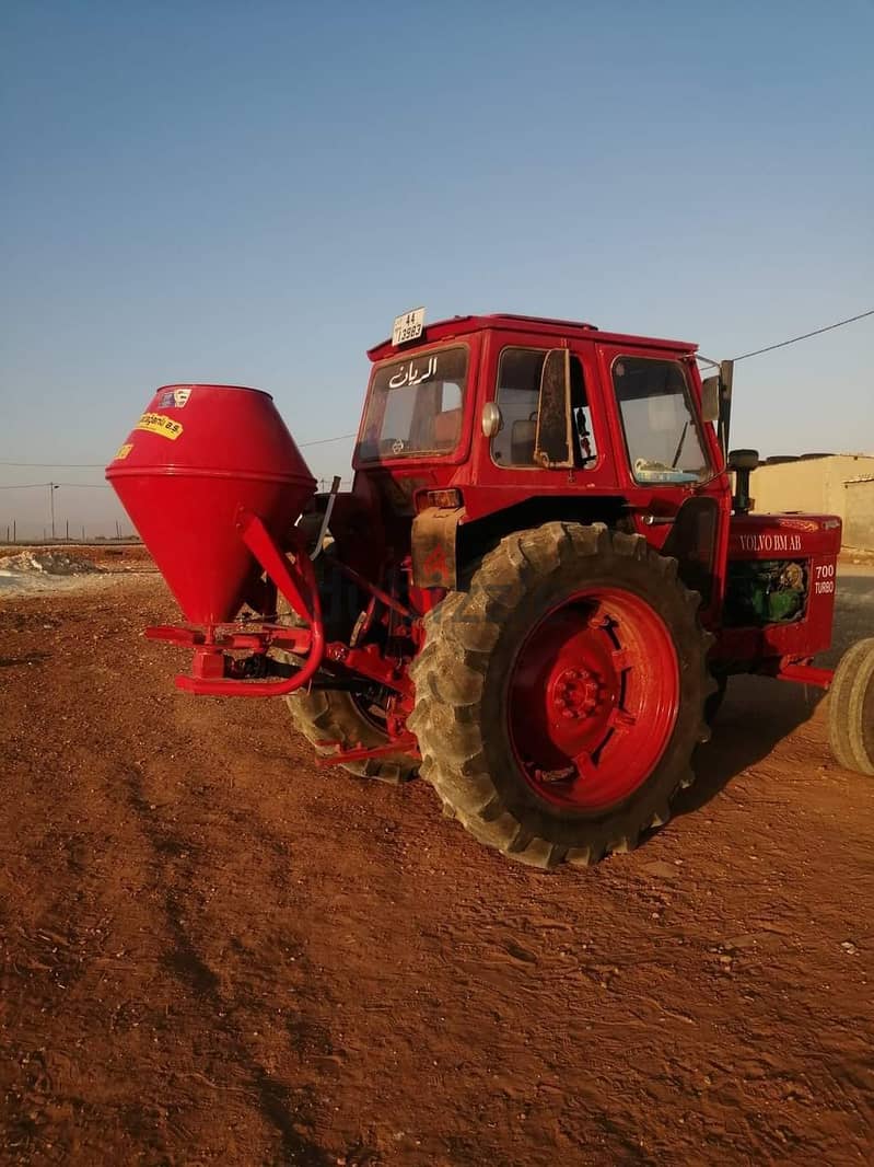 VOLVO BM AB ,700 TURBO 1