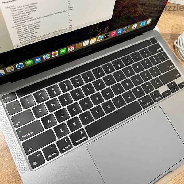 Apple Macbook Pro M1, RAM 8GB, 256GB SSD 13.3-inch (2020) - Silver 7