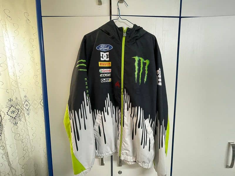 DC Shoes Ken Block Monster Ford Pirelli Hoodie Jacket جاكيت نادر 1