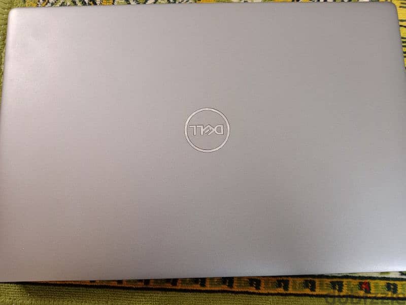 Dell latitude 5410 core i5 10 GEN 32 RAM Hard 512 ssd 14" UHD 3