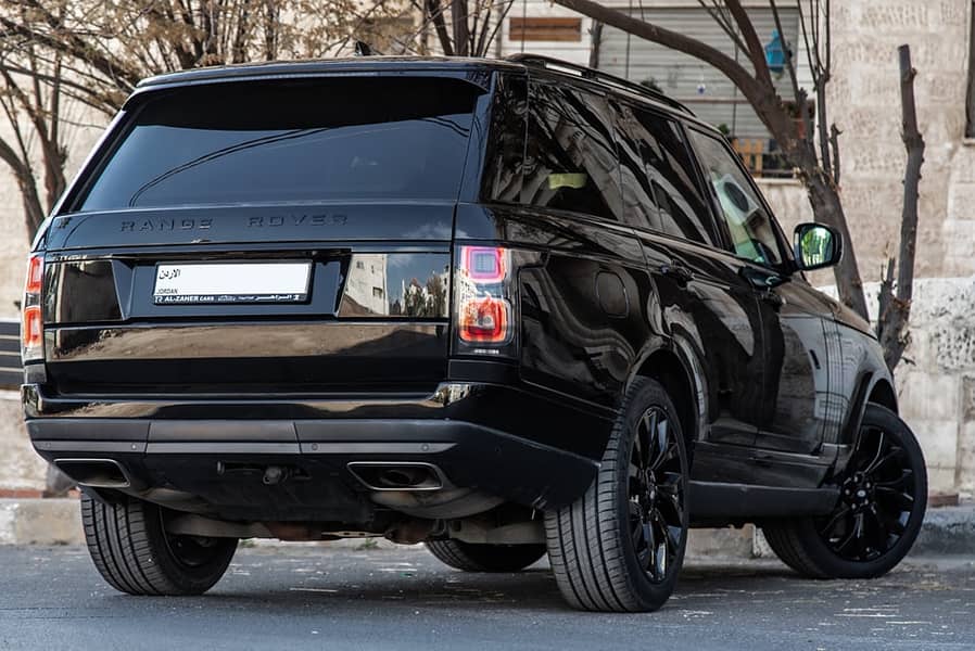 Range Rover vouge 2020 Hse Mild hybrid  Black Edition 10