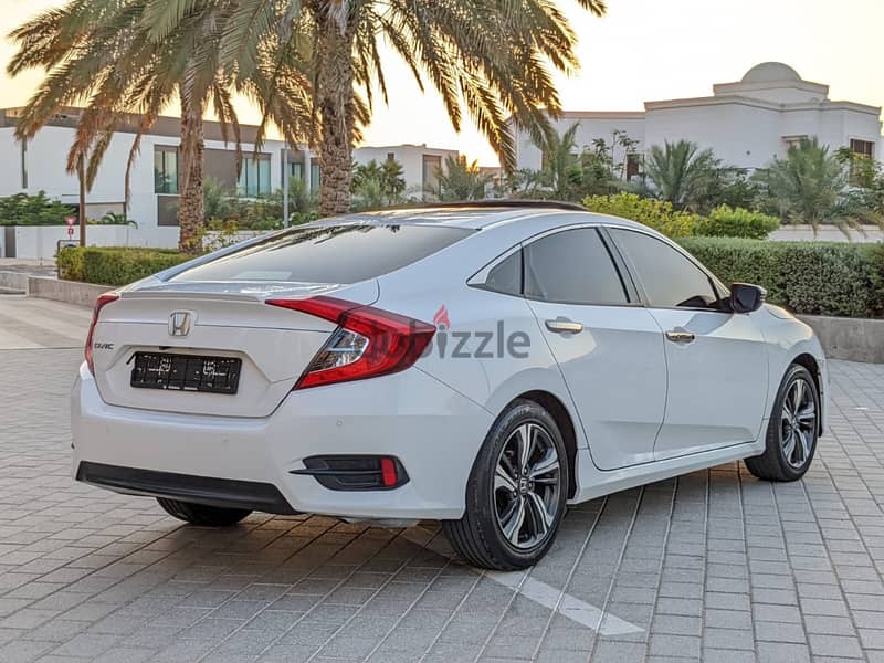 Honda Civic 2022 Sports whatsapp +971559197608 9