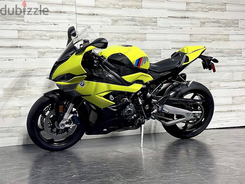 2022 BMW M1000RR (+971561943867) 4