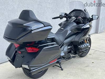 2021 Honda Goldwing Tour DCT Automatic (+971561943867)