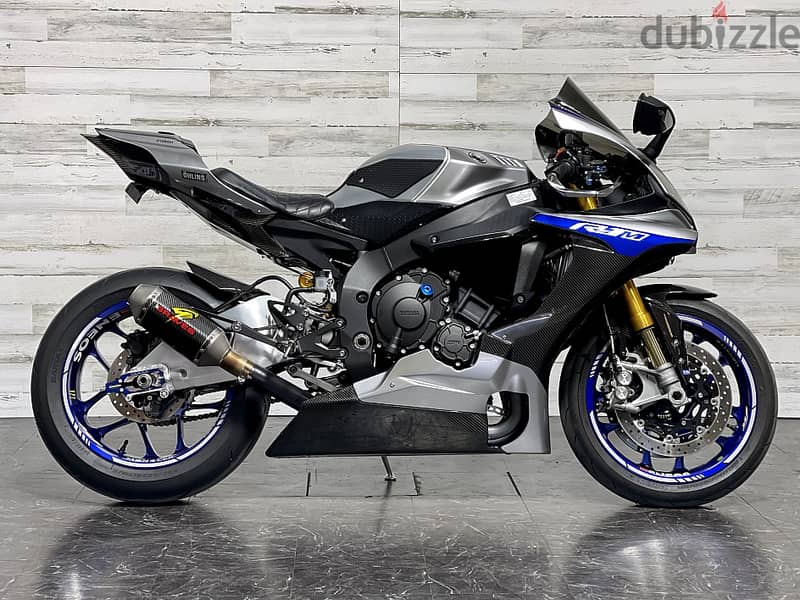 2017 Yamaha YZF R1M (+971561943867) 3