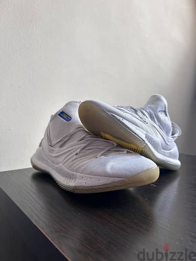 basketball shoe under armour curry 5