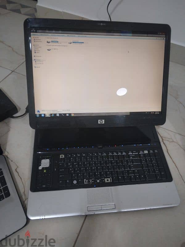 hp laptop 19" 1