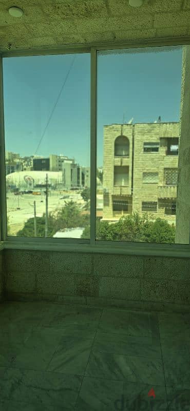 الجاردنز 5