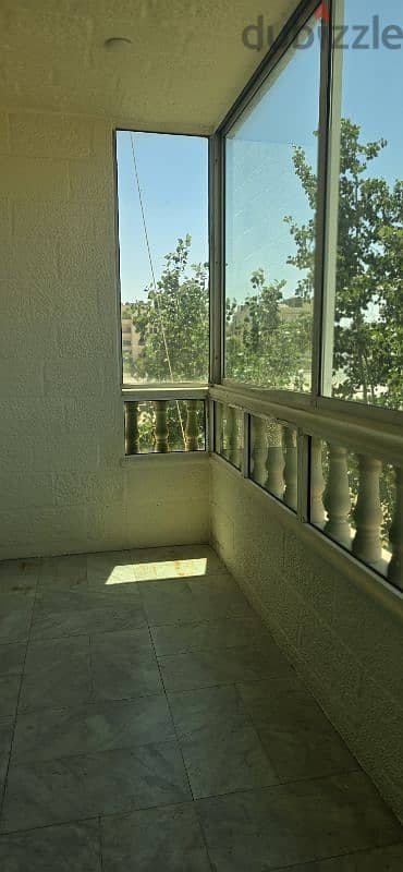 الجاردنز 10