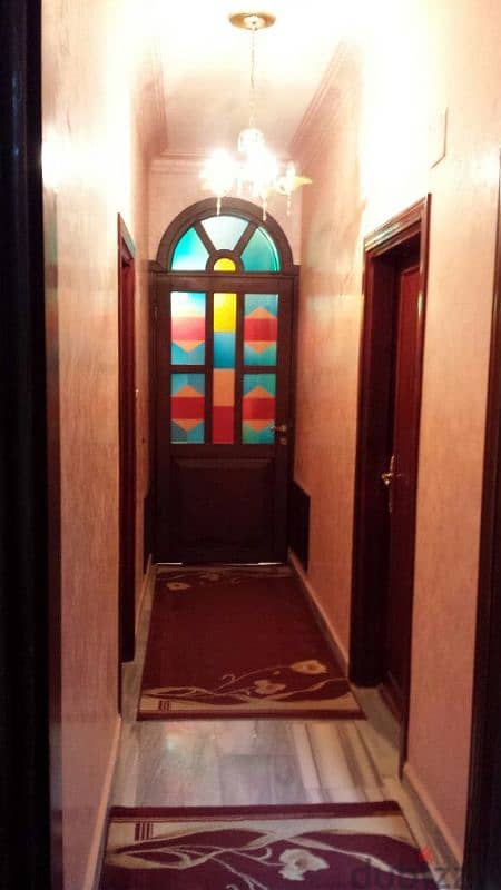 المدينه الرياضيه شقه ارضيه للبيع مساحه 213م مع تراسات 250م مكرمد 4