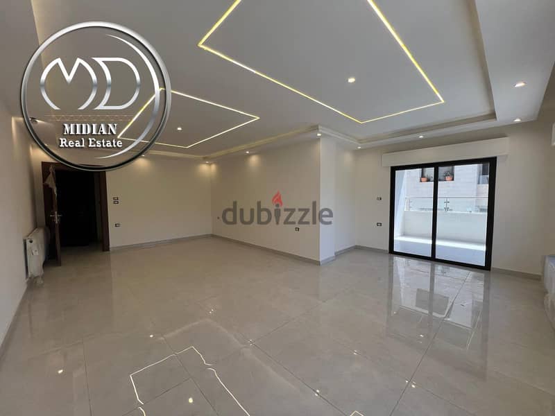 شقة ارضية جديدة للبيع الشميساني مساحة 220م مع ترس و حديقة 100م 11