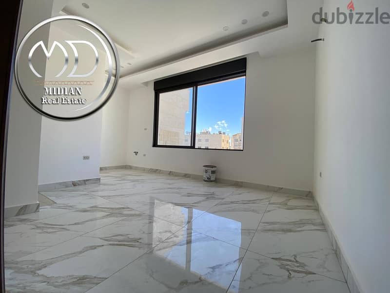 شقة دوبلكس ارضية للبيع خلدا مساحة 315م مع ترس وحديقة 150م تشطيبات و دي 3