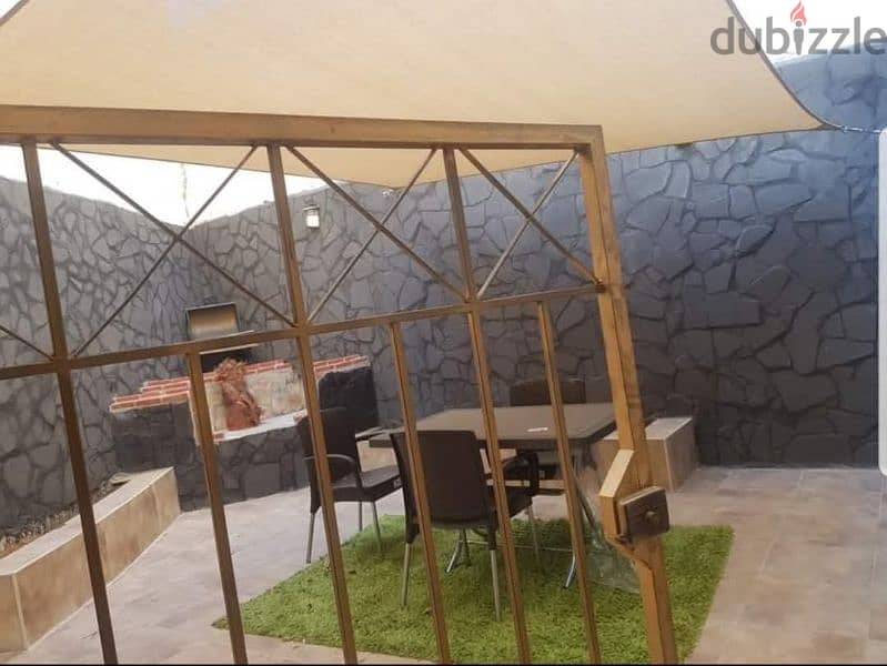 استديو مفروش غرفتين وصالة وحديقة للايجار 9