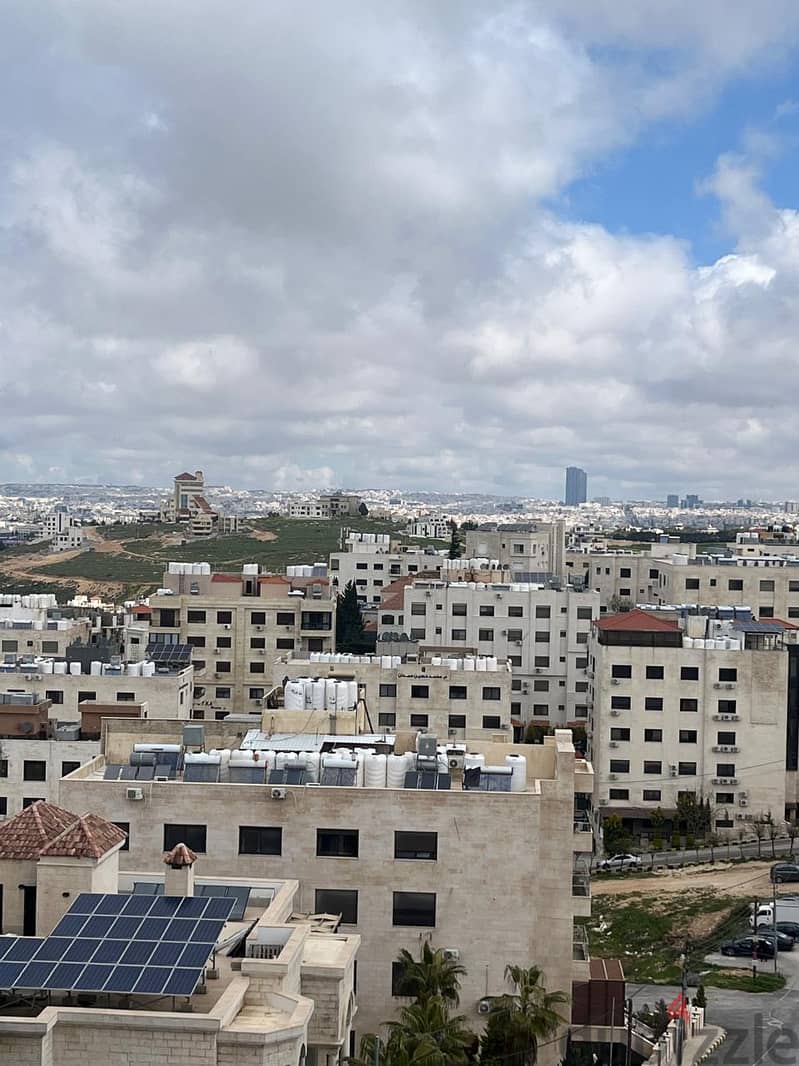 شقة مع ترس في ضاحية النخيل تشطيب ملوكي 240 متر مع ترس 2