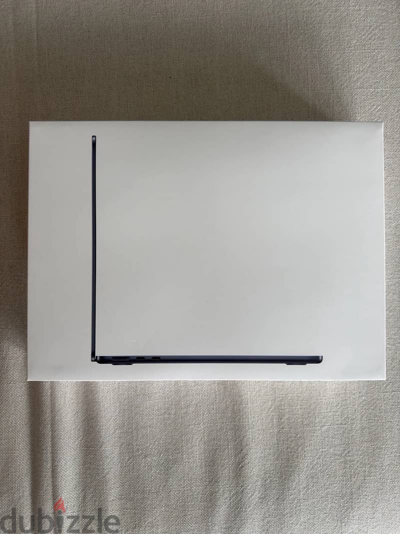 Apple MacBook Air 13-inch M5 Chip 2