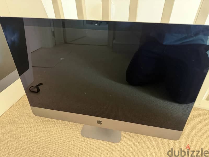 Apple iMac Pro'' (1TB SSD, 3.20GHz, 32GB RAM) 1