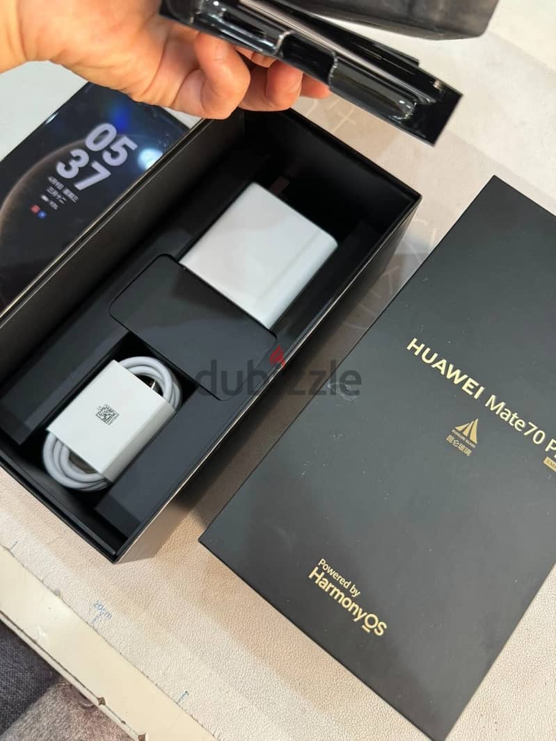 Huawei Mate 70 Pro   12GB & 512GB 1