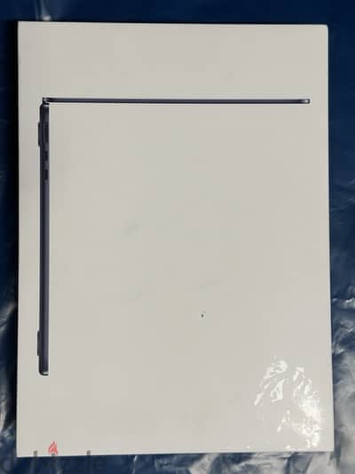 Apple MacBook Air 13-inch M4 chip 512GB SSD - Telegram id: @Hamzausain