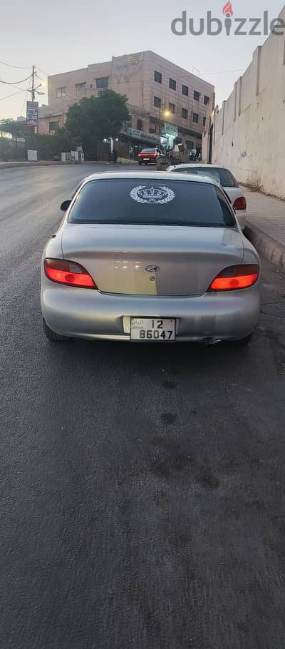 هيونداي افانتي 1996