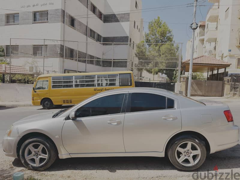Mitsubishi Galant 2009 3