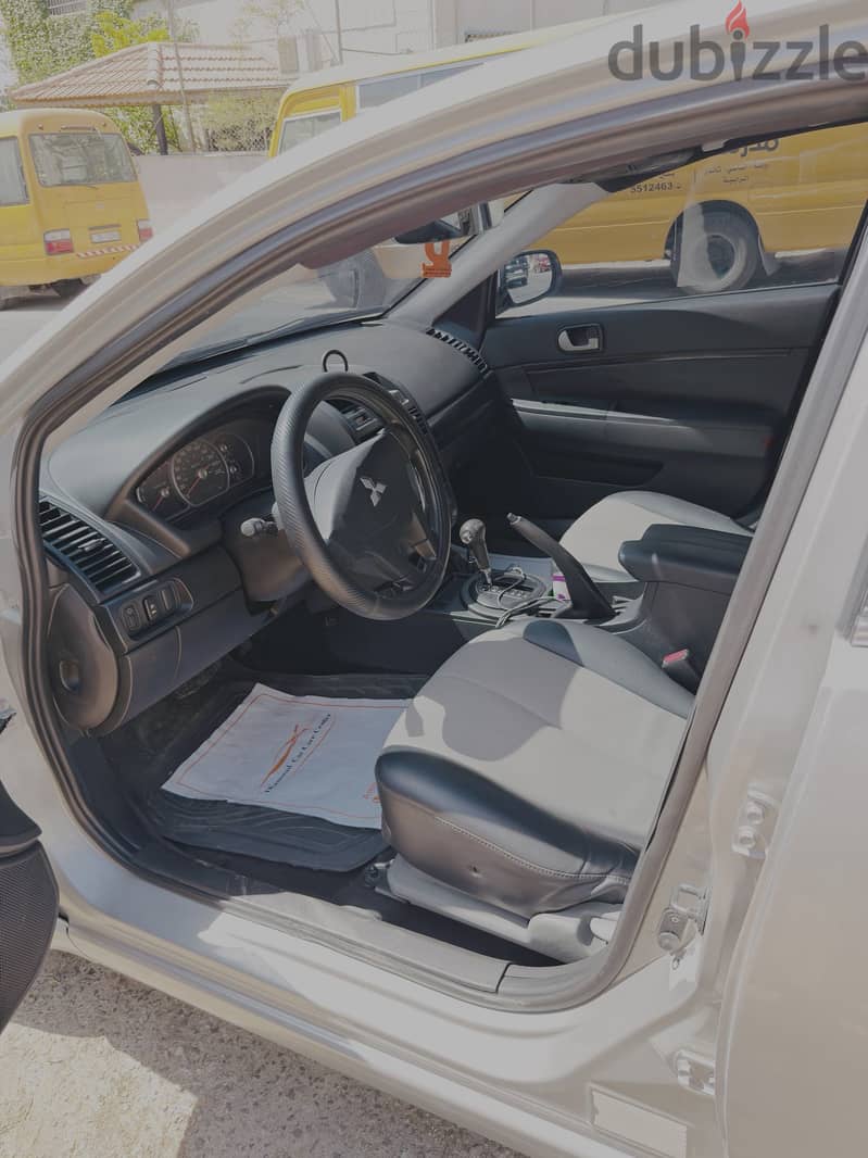 Mitsubishi Galant 2009 5
