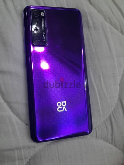 Huawei Nova 7 5G للبيع  جهاز نظيف وشغال تمام،