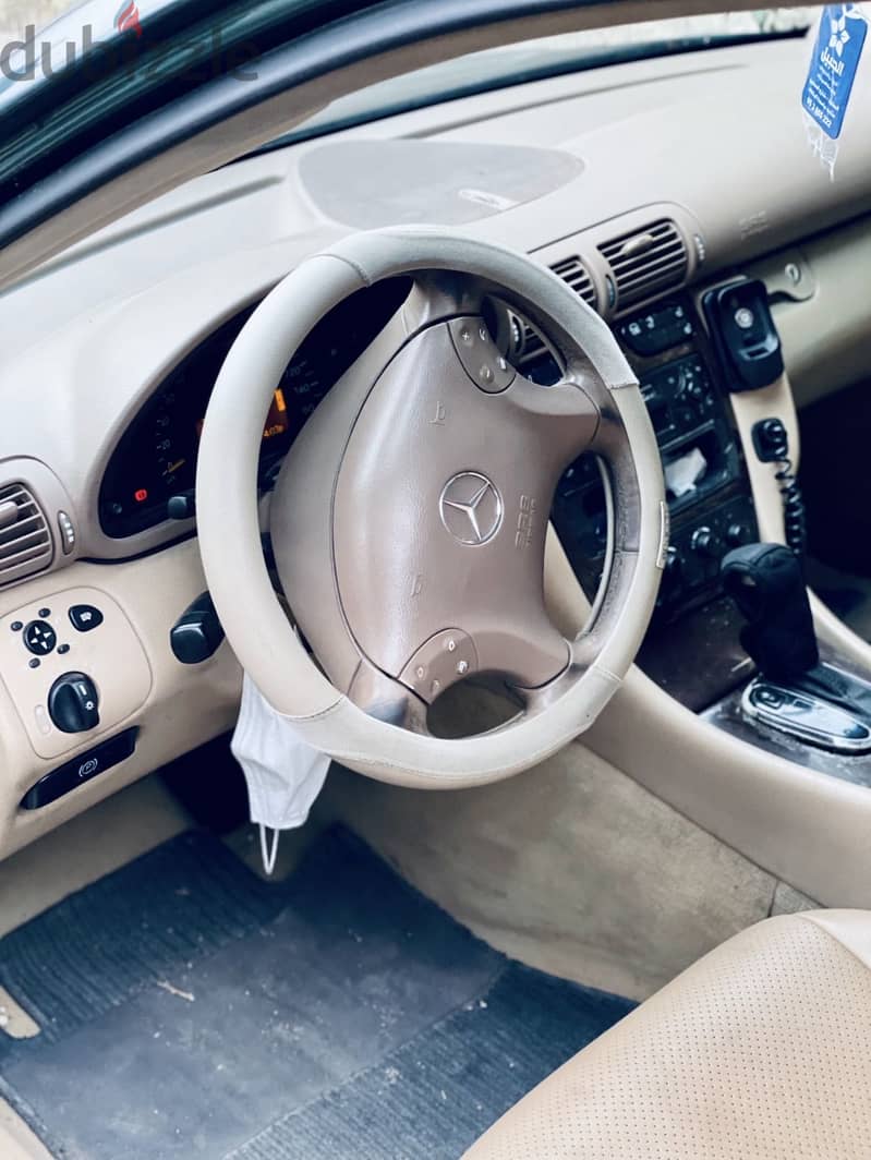 Mercedes-Benz C200 2001 3
