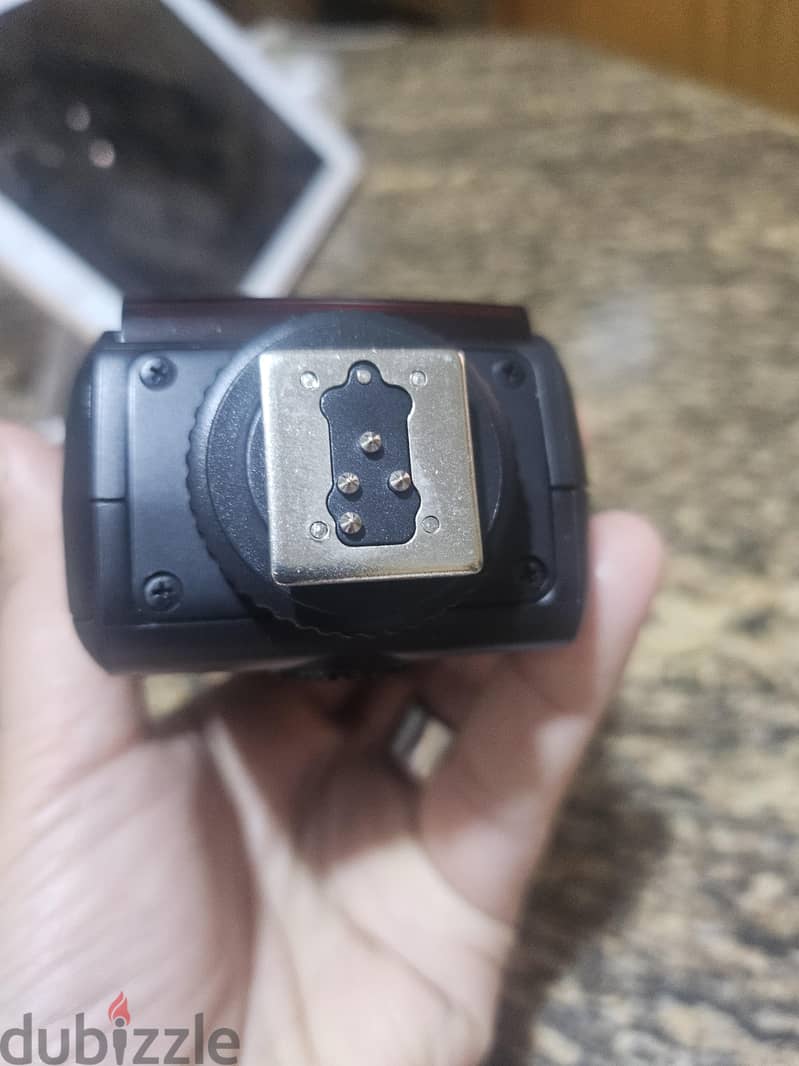 للبيع فلاش Godox v350f 7