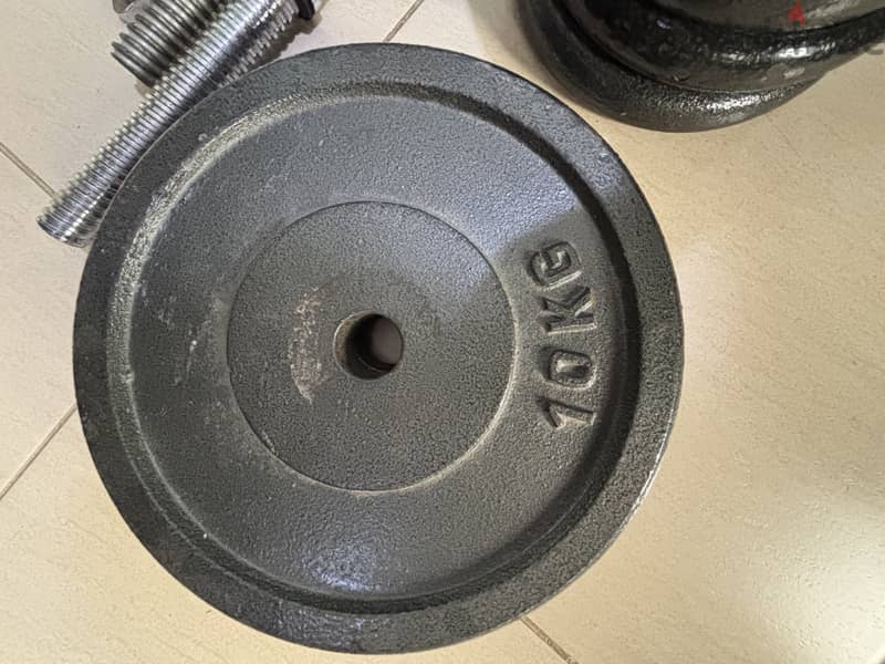 طقم اوزان 90KG السعر قابل للتفاوض بشكل ممتاز 1