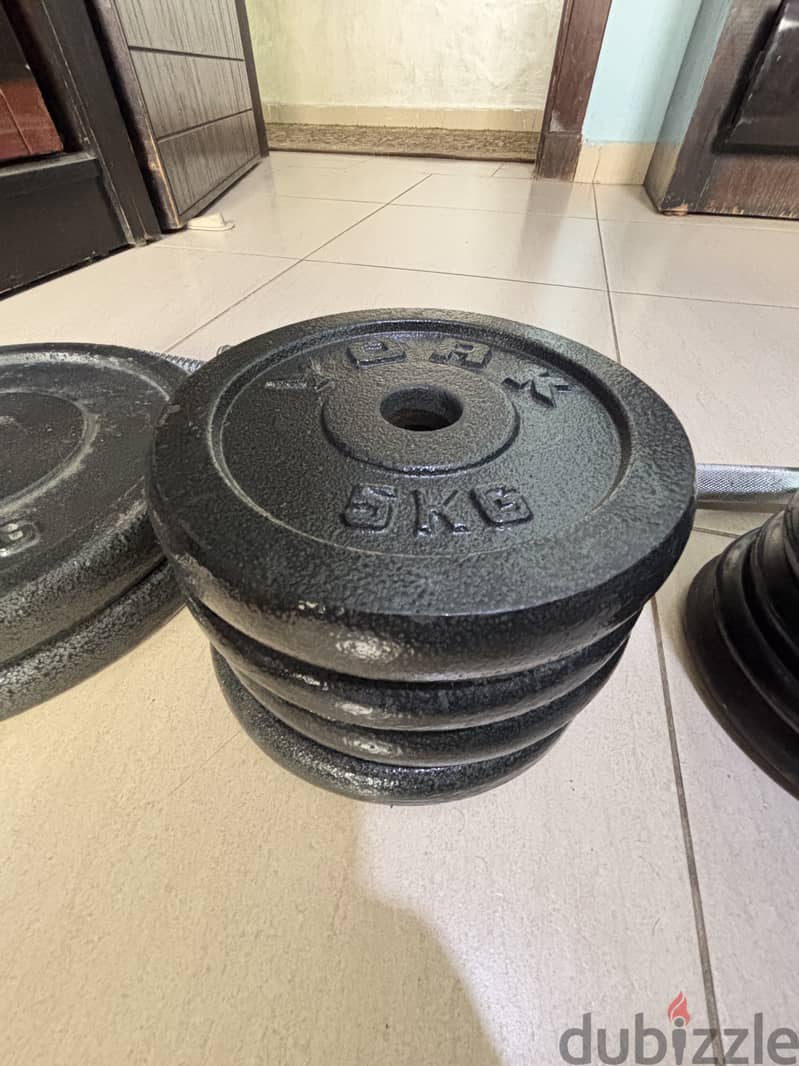 طقم اوزان 90KG السعر قابل للتفاوض بشكل ممتاز 4