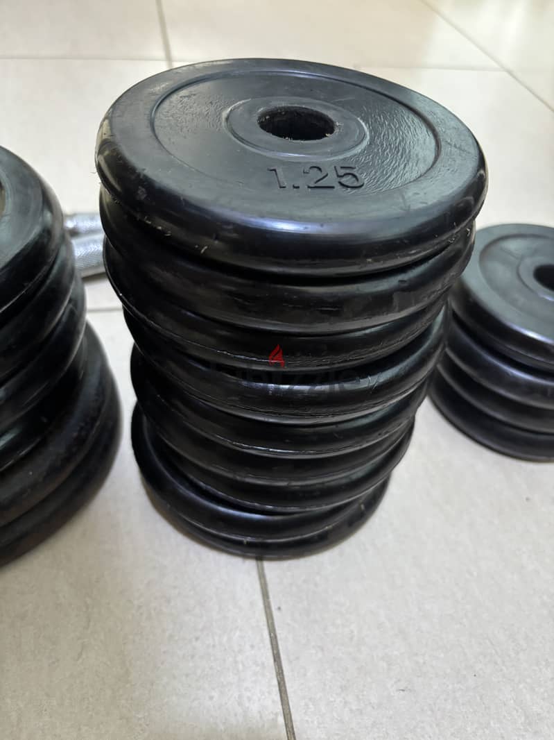طقم اوزان 90KG السعر قابل للتفاوض بشكل ممتاز 10