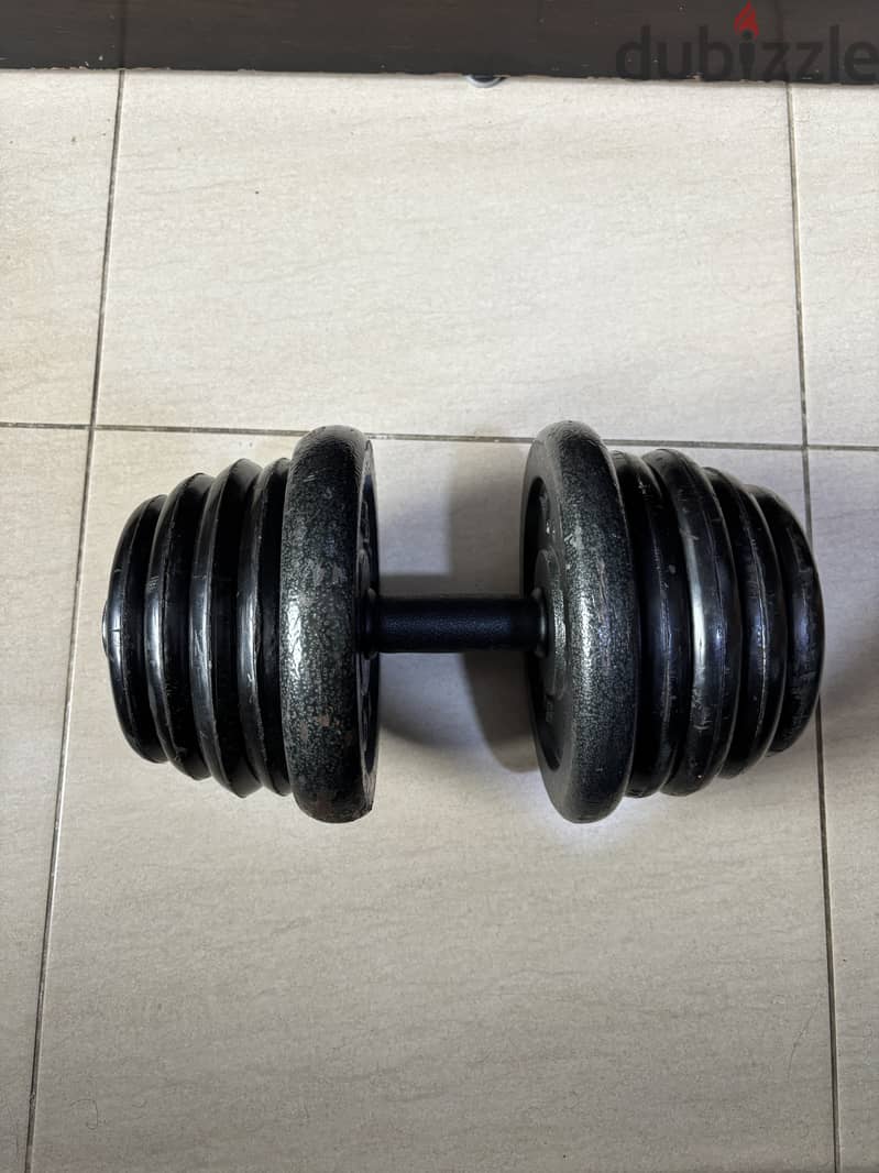 طقم اوزان 90KG السعر قابل للتفاوض بشكل ممتاز 18