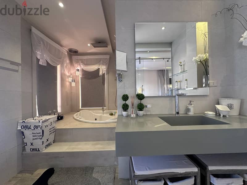 Luxury villa 2