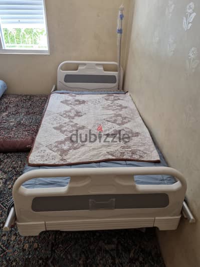سرير طبي كهربائي متطور 7 حركات، نخب أول (بحالة الوكالة - استعمال أسبوع