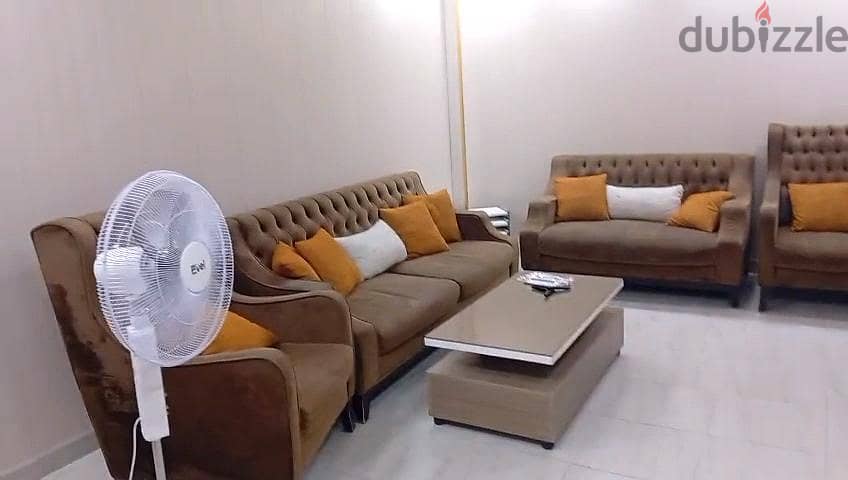 شقه للبيع او للاجار اربد مجمع عمان الجديد قرب المستشفى التخصصي 3